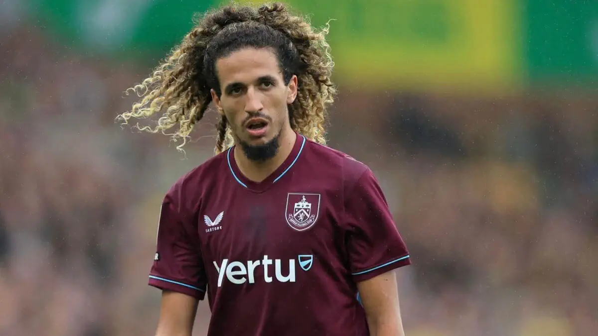 Birmingham City pense à Hannibal Mejbri