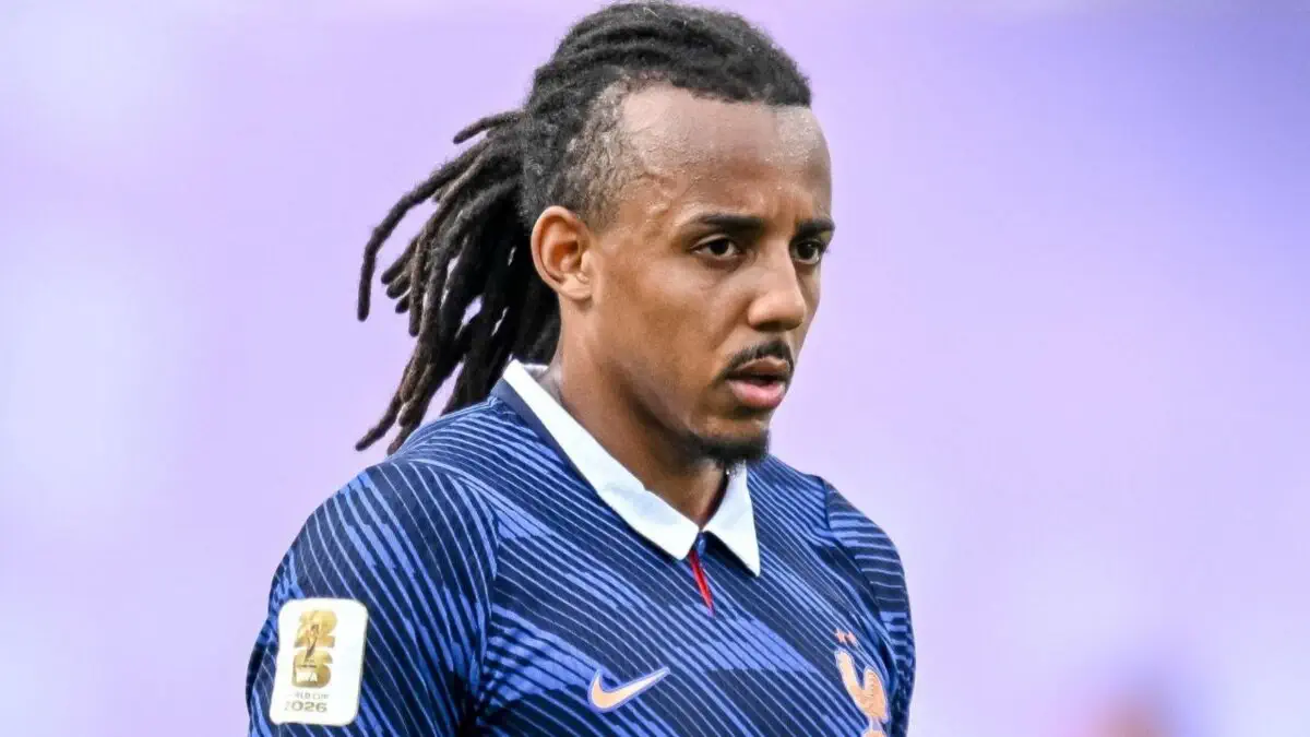 FC Barcelone : déclassé par Hansi Flick, Jules Koundé s'explique