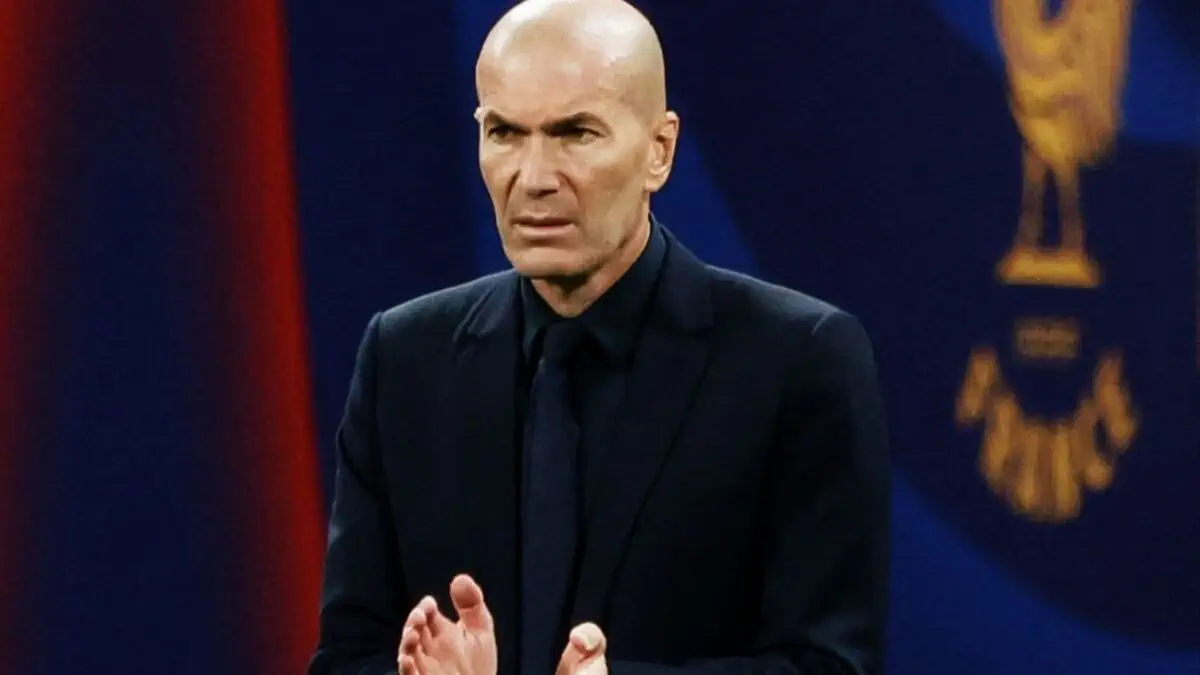 Equipe de France : Alain Giresse juge les débuts de Zinédine Zidane