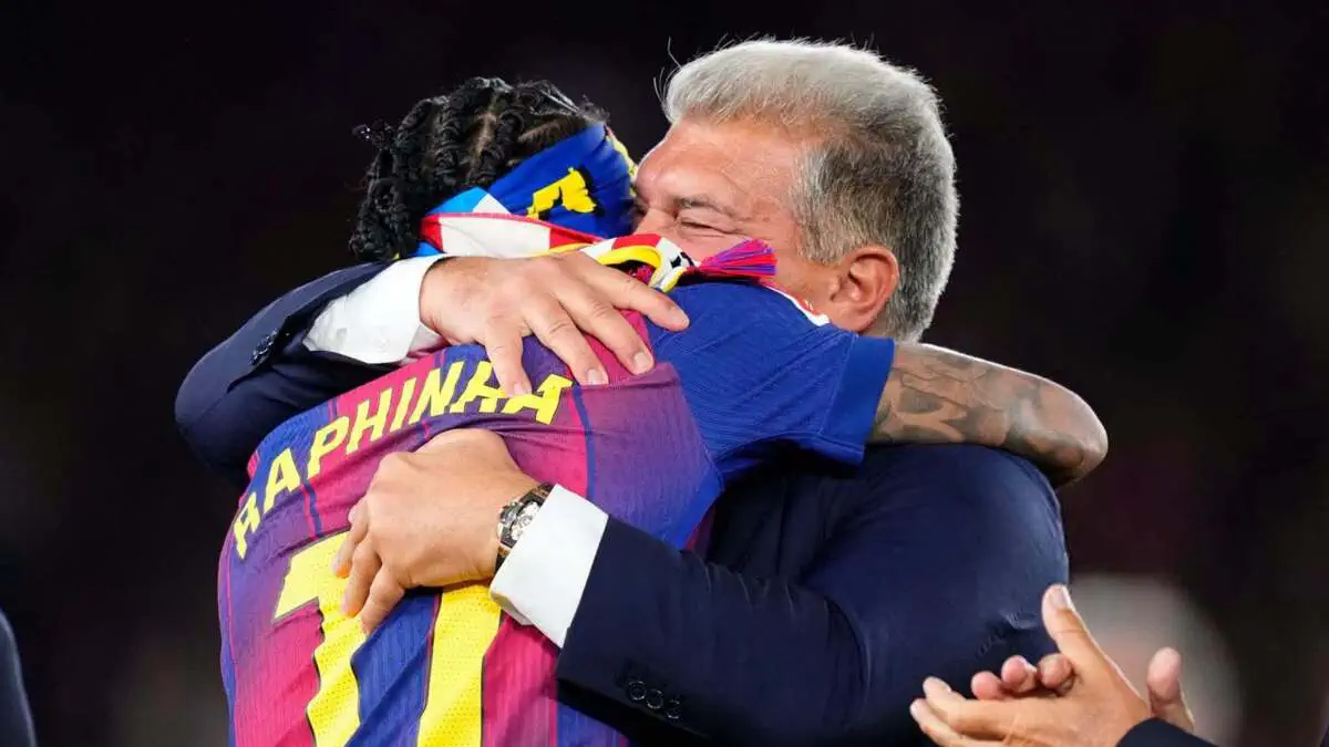 FC Barcelone : Raphinha présent face au PSG en Ligue des Champions ? Joan Laporta lève le voile !