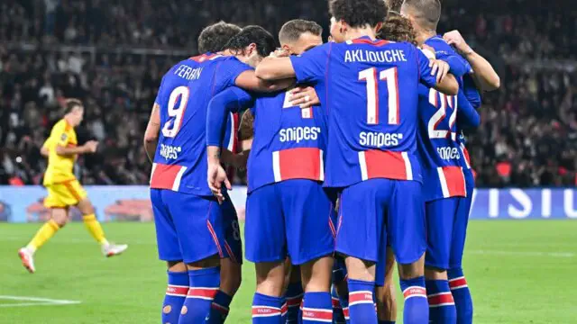 PSG: Collectif Ultras takes a dig at Emmanuel Macron