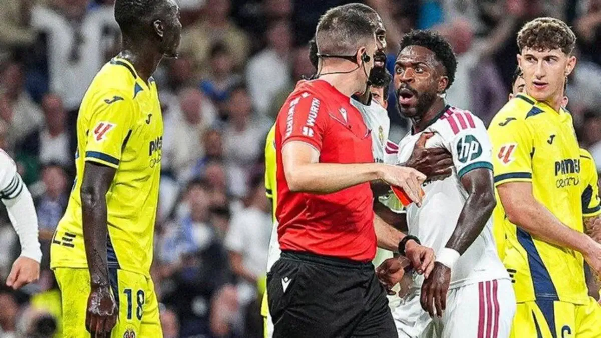 Real Madrid vs Villarreal : la réaction de l'entourage de Vinicius après le carton rouge