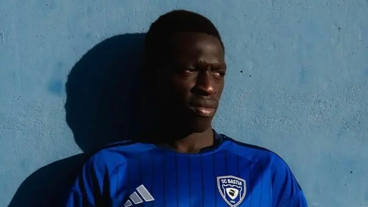 Mercato : Fallou Fall file de Lyon à Bastia 