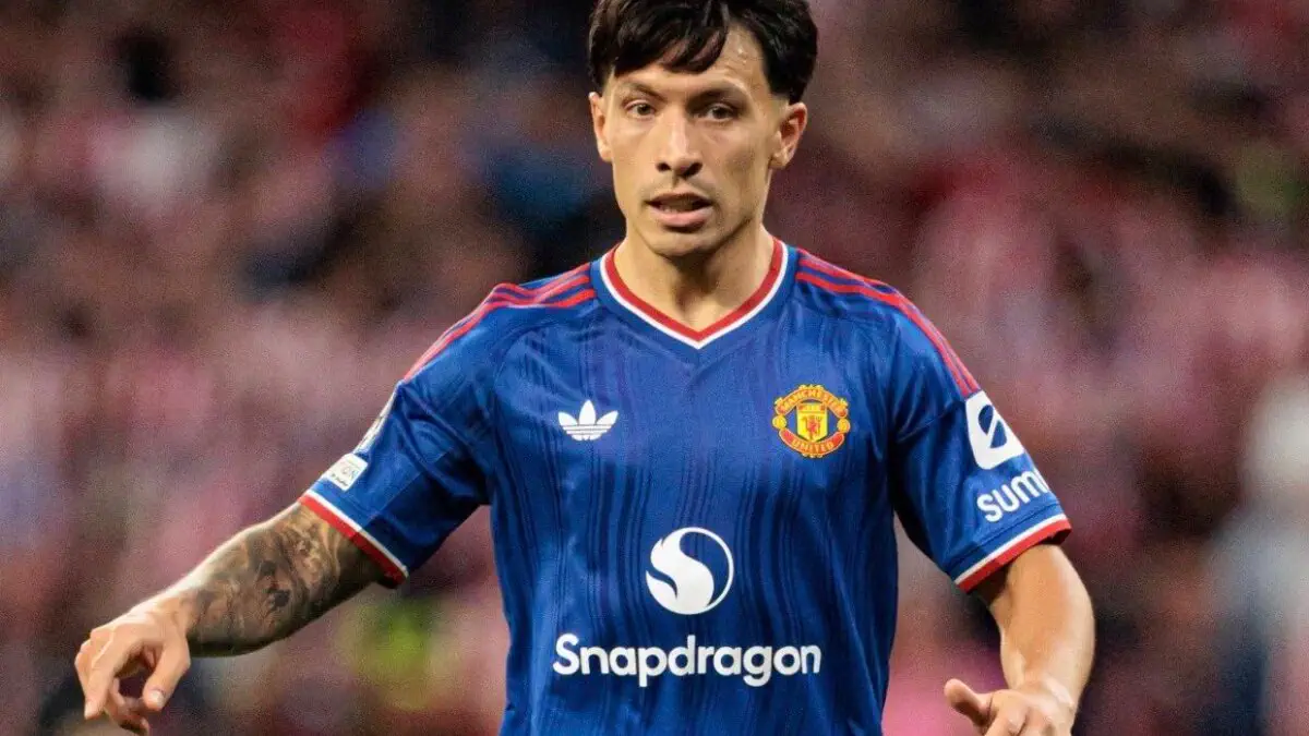 Manchester United: Lisandro Martinez issues statement against his bosses