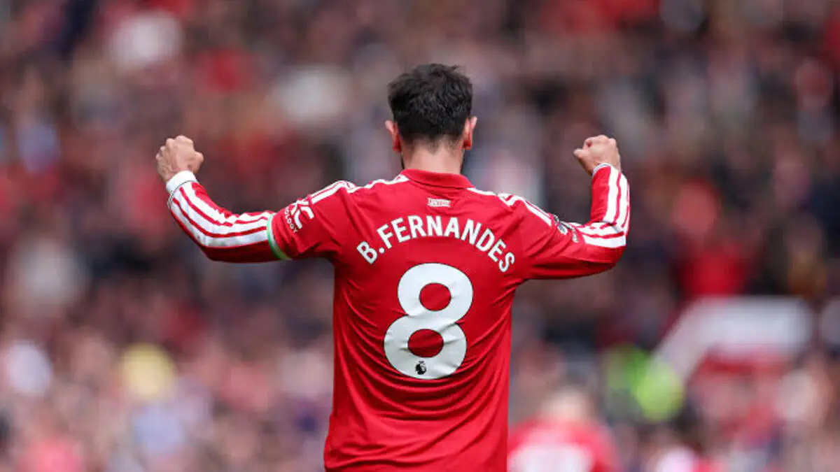 Barcelona closely monitoring Bruno Fernandes