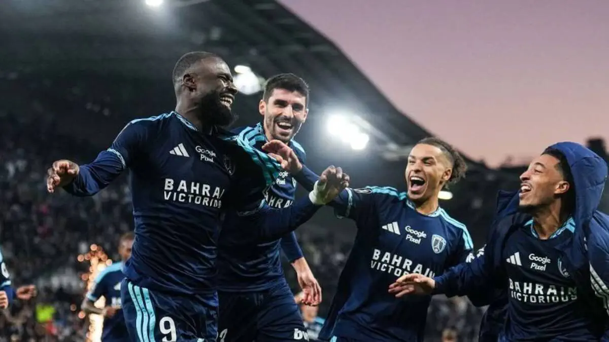 Contributed to 4 goals and led a crazy victory.. Malian Sinayoko steals the spotlight in France
