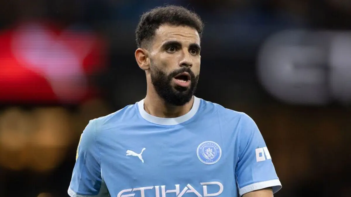 Manchester City : après plus d'un mois sans jouer, Rayan Aït-Nouri retrouve enfin les terrains