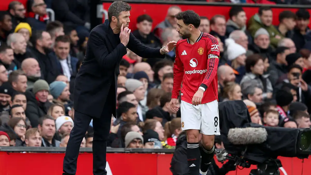 Manchester United : humilié par Come, Bruno Fernandes tire sur Michael Carrick