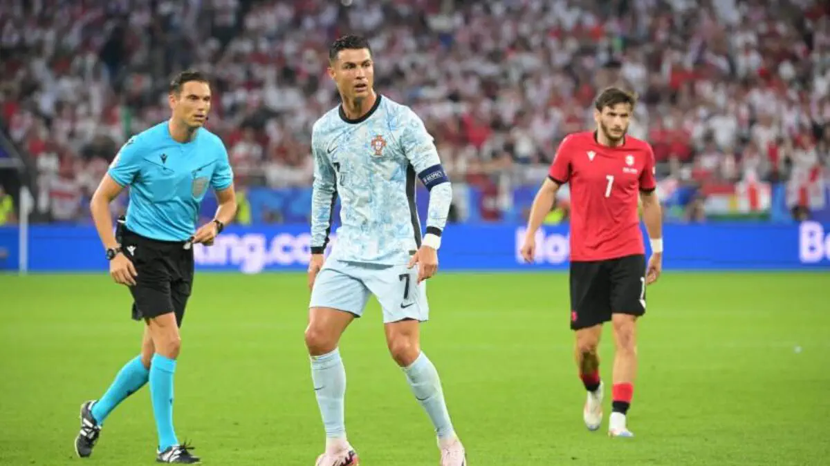 PSG: Cristiano Ronaldo’s magnificent gesture toward Kvaratskhelia