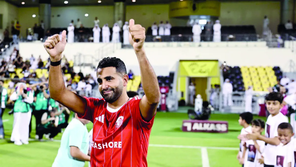 Stream Foot Qatar: Riyad Mahrez breaks down barriers! - Foot Africa