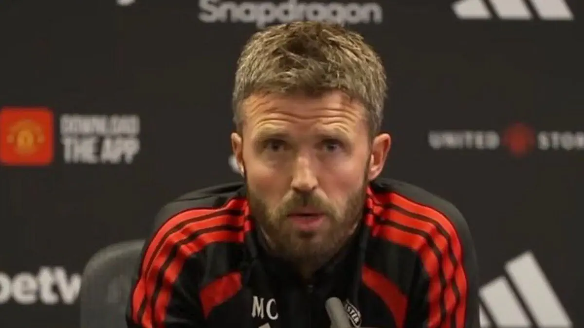Manchester United : Michael Carrick s'explique sur la crise chez les Red Devils