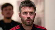 Manchester United donne une nouvelle chance à Michael Carrick !