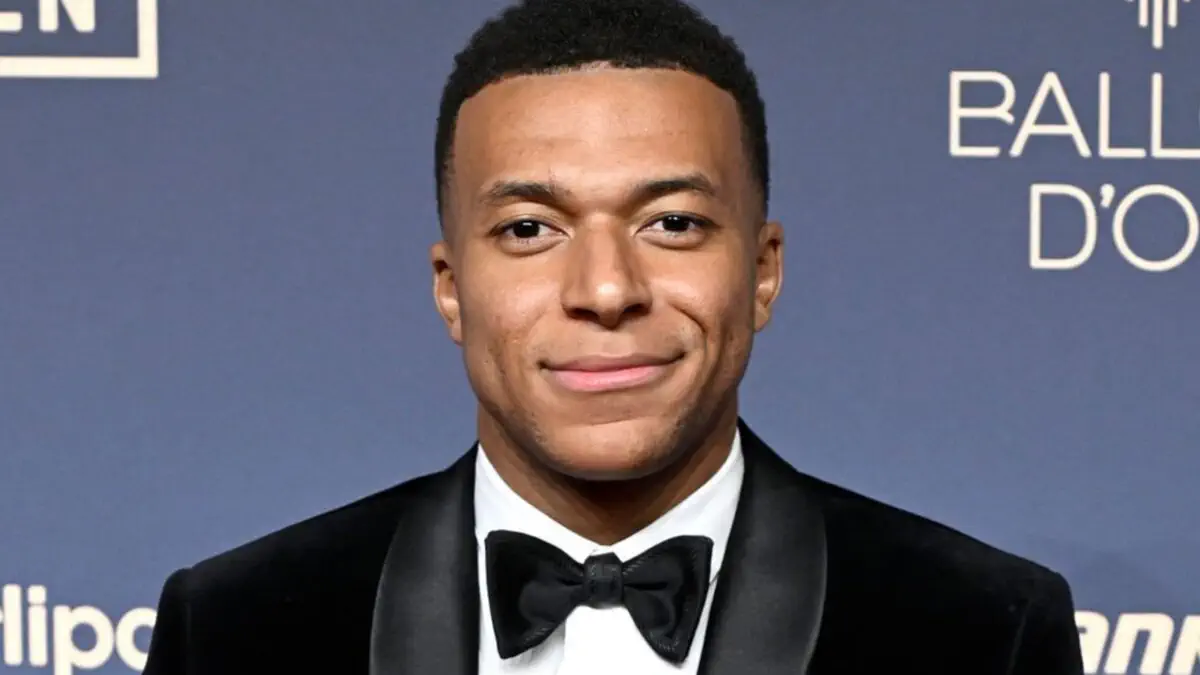 Mbappé apologises to the Chinese people after controversy over Mao Zedong