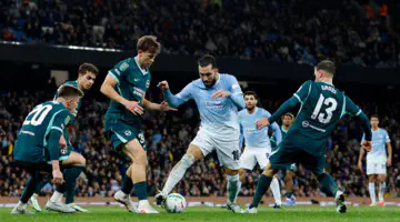 Carabao Cup : Yalcouyé et Hadjam décisifs, Brighton cède aux tirs au but face à City