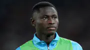 L'Inter et l'AC Milan suivent le joueur… Cagliari prolonge jusqu'en 2032 le contrat de son talent sénégalais